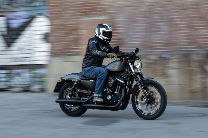Harley Davidson Sportster 883 - фото 7