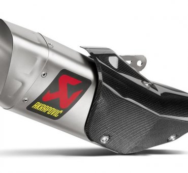 Yamaha YZF-R1 получает титановый «выхлоп» версии MotoGP