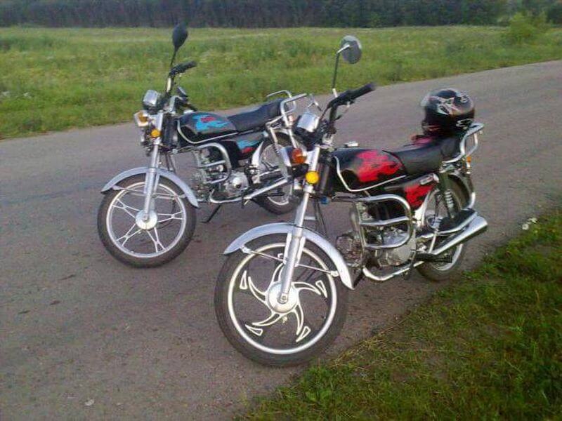 альфа, 2 мотоцикла - фото