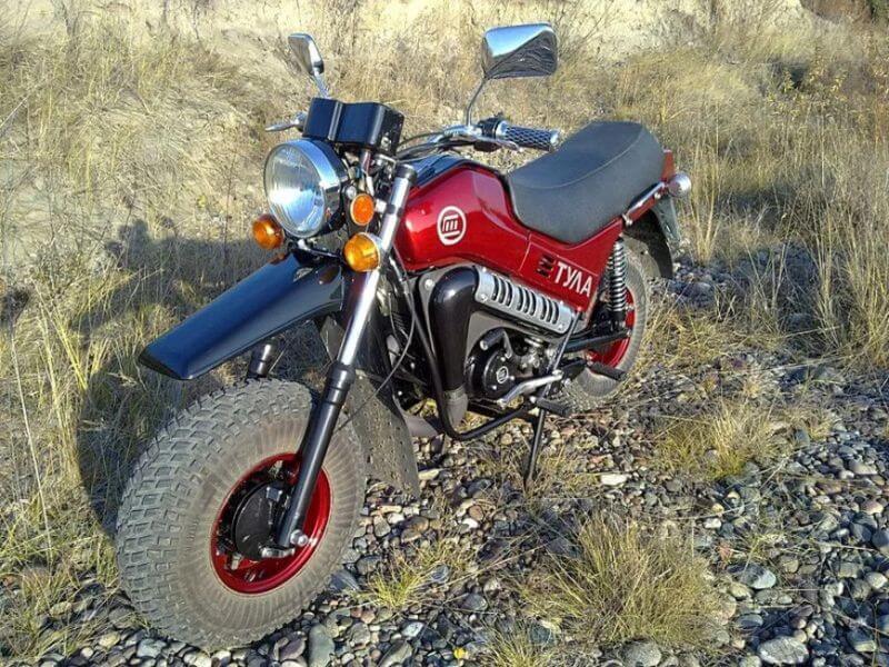 Бордовый мотоцикл тмз - фото